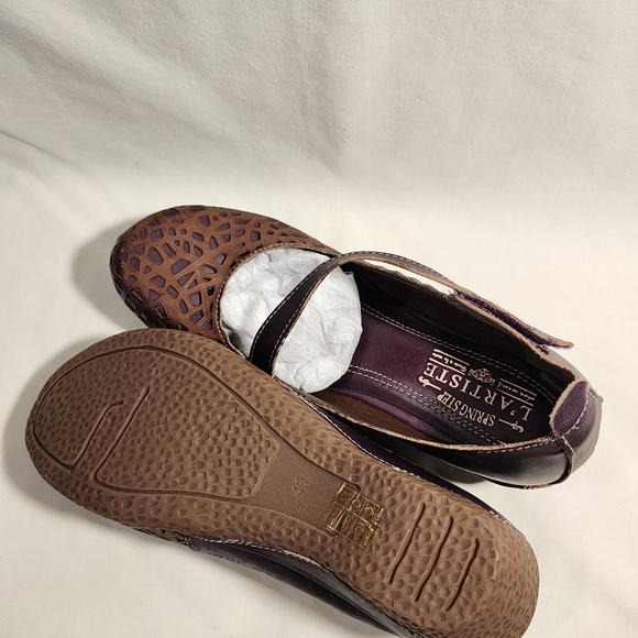 Chic Brown and Purple Women's Flats - Picture 5 of 6
